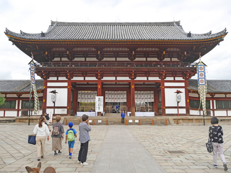 東大寺中門